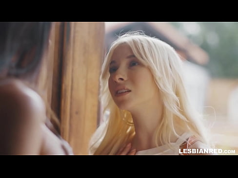 ❤️ Qiz bir necha oydan keyin uyga keladi va o'gay onasining mushukini yeydi ❤ Sifatli pornoda bizda ❤